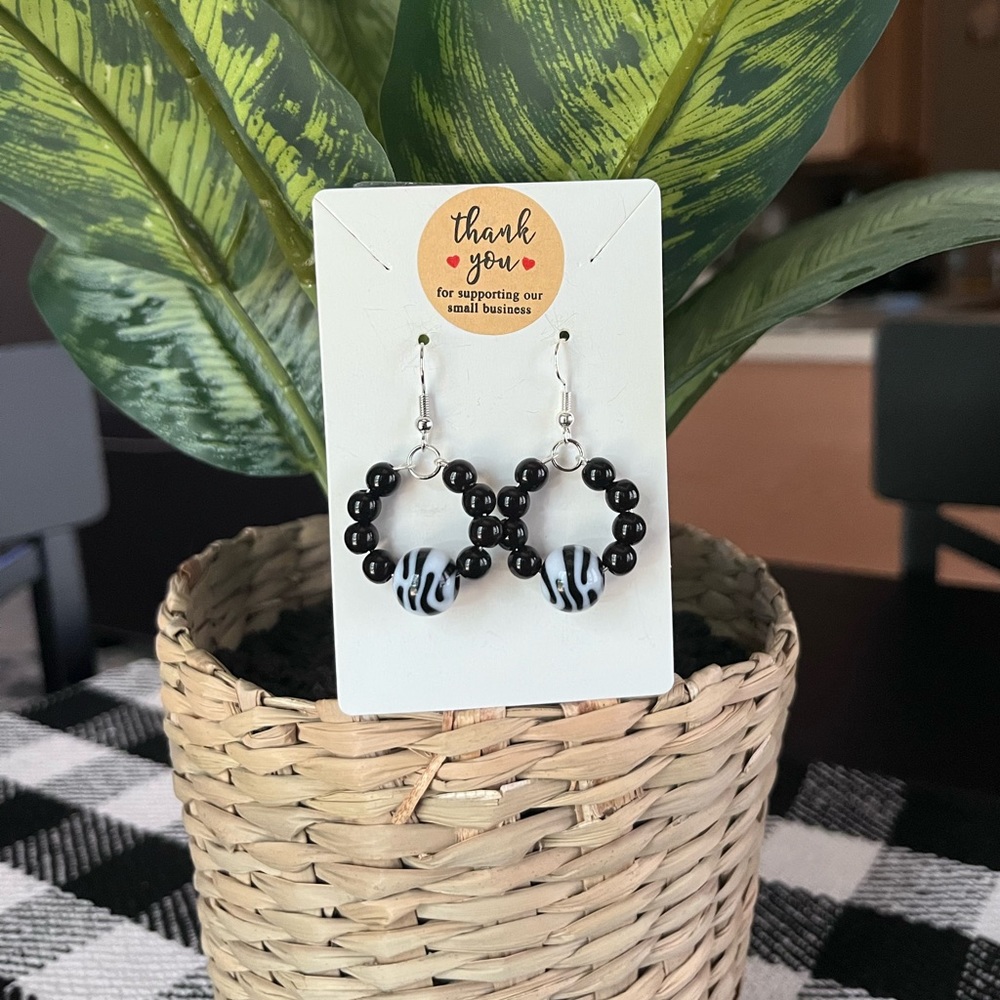 🖤Handmade Earrings 🖤